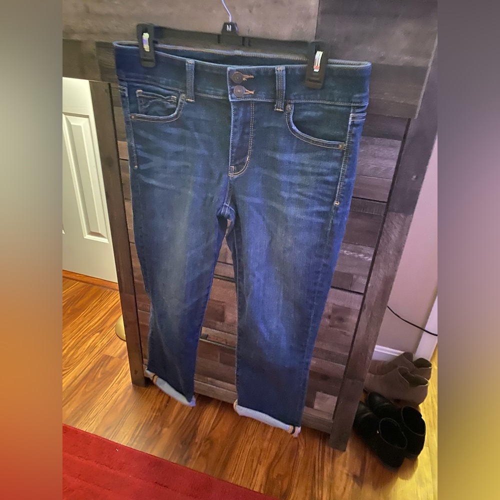 American Eagle jean capris